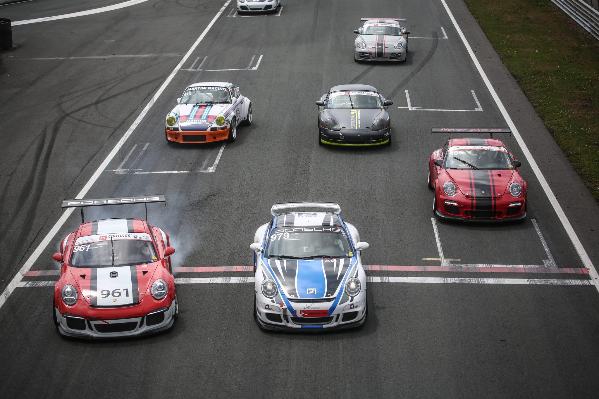 Porsche in werkplaats